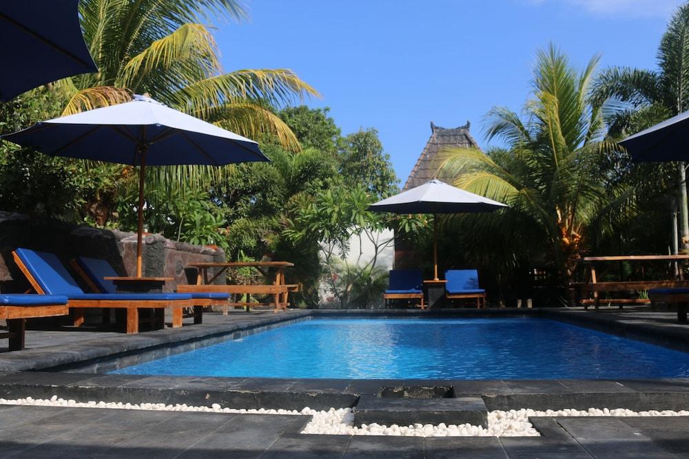 Color 3* Gili Air